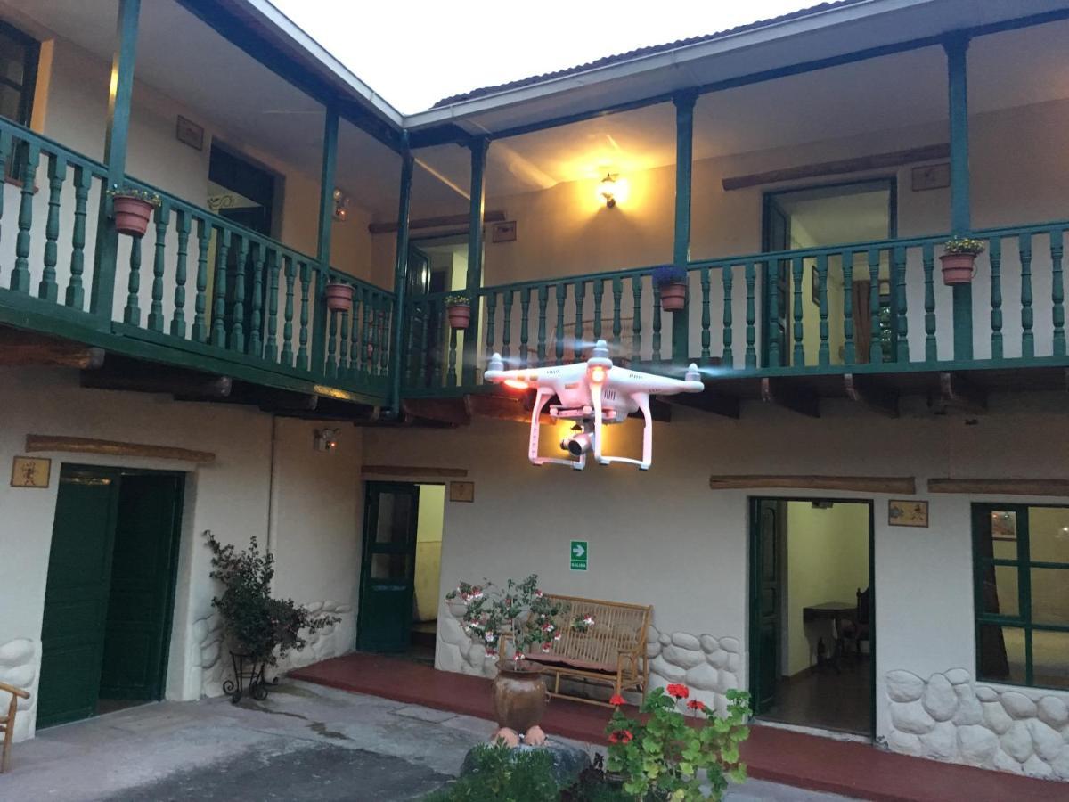 Hospedaje La Florida Urubamba Exterior photo