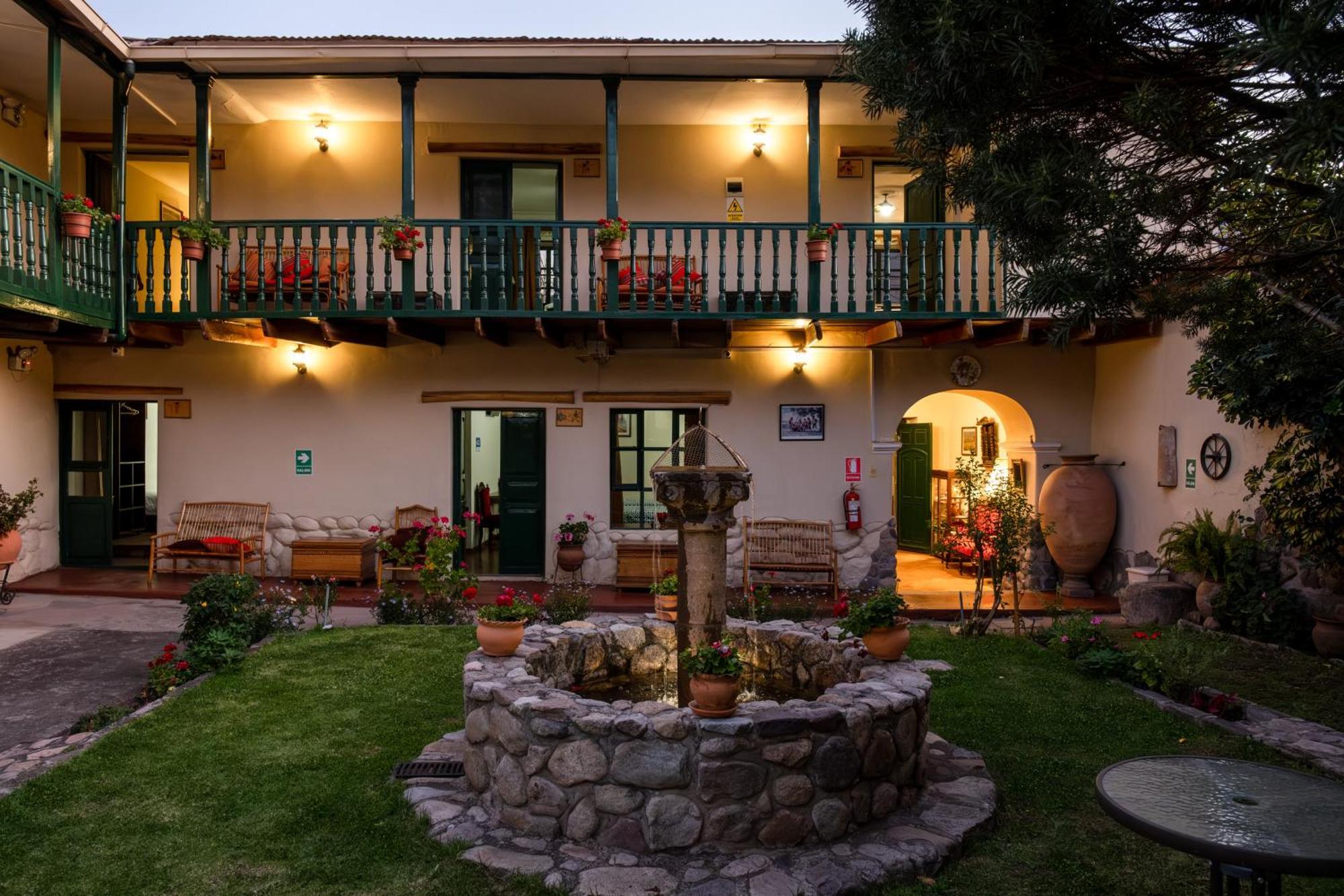 Hospedaje La Florida Urubamba Exterior photo